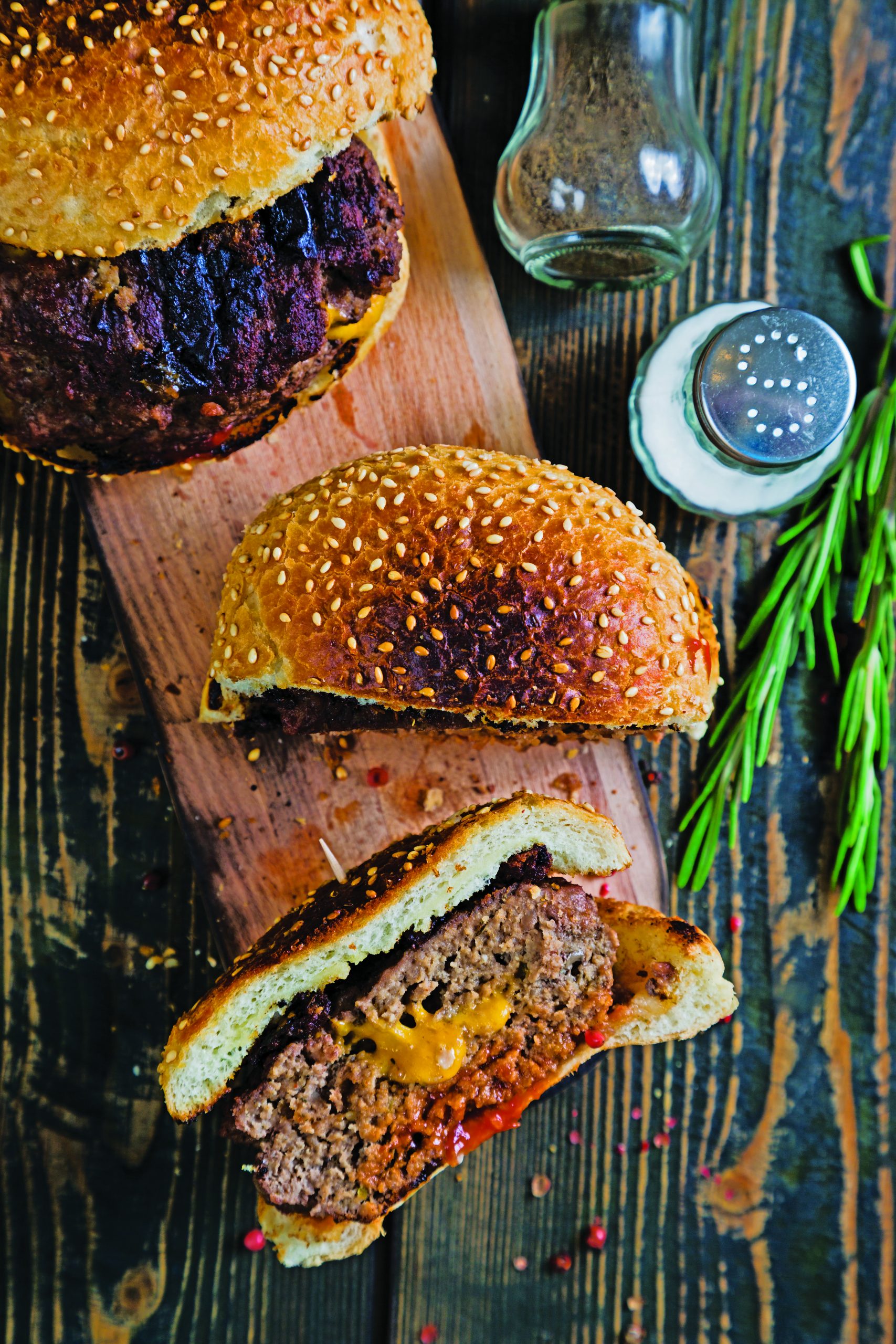 The Cheddar Burger – Cappers Farmer